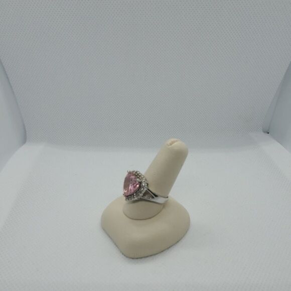 18k GERSC White Gold Pink Heart Ring - Picture 4 of 6